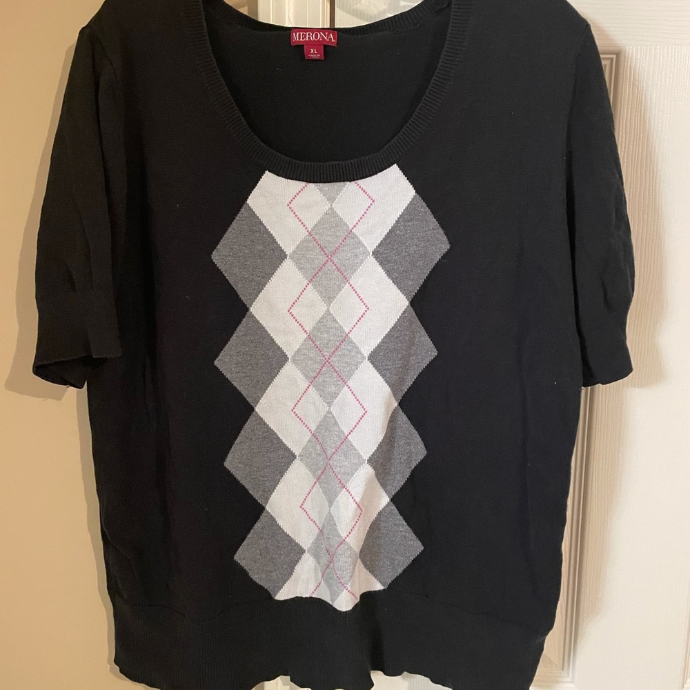 Argyle sweater in XL
